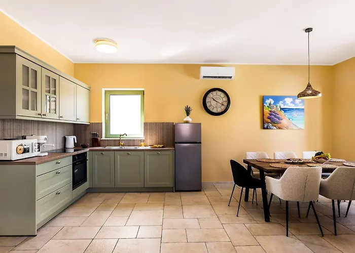 Holiday home Gorgeous In With Sauna